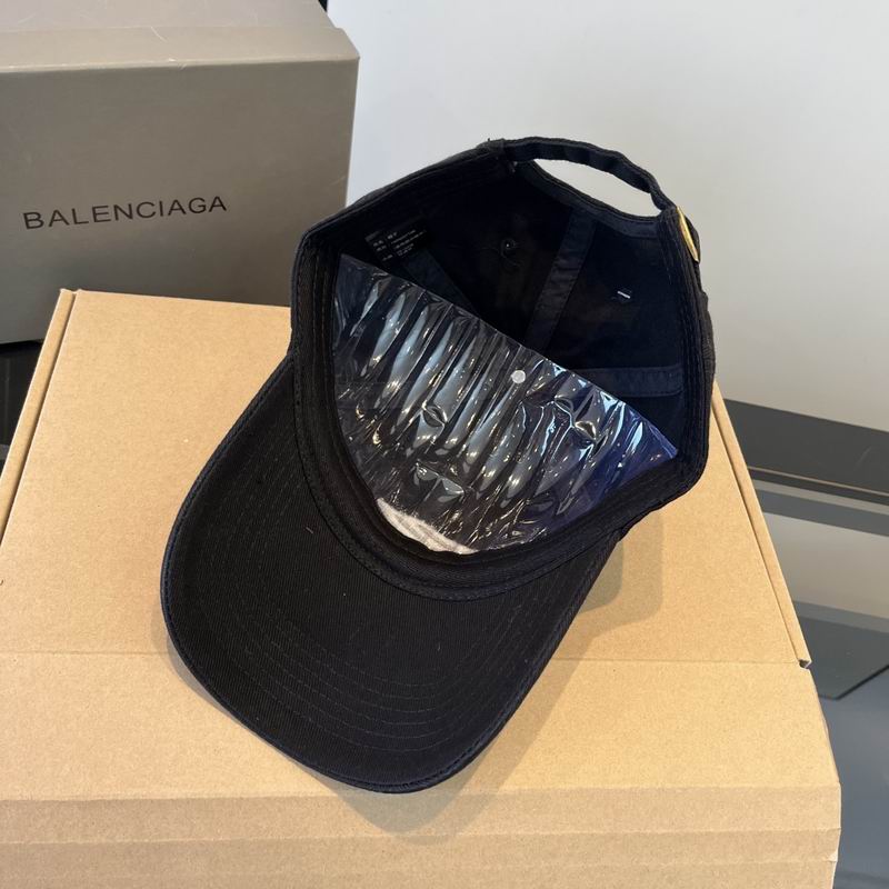 Balenciaga Cap (731)
