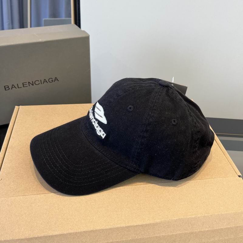 Balenciaga Cap (735)