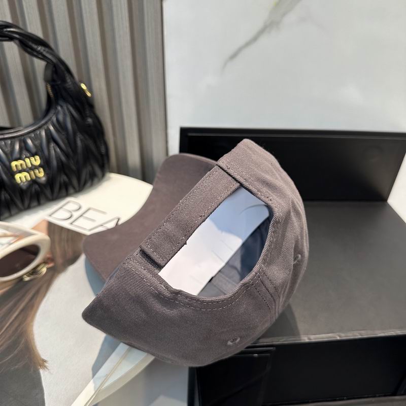 Balenciaga Cap (9585)