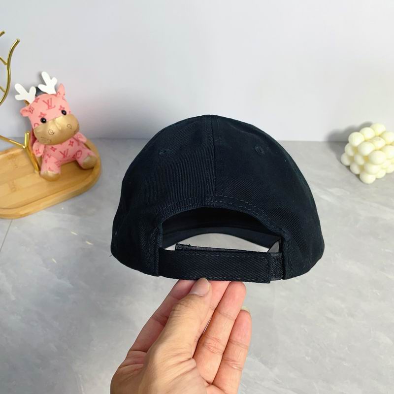Balenciaga Cap dx (787)