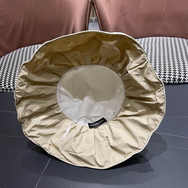 Balenciaga Hat (901)