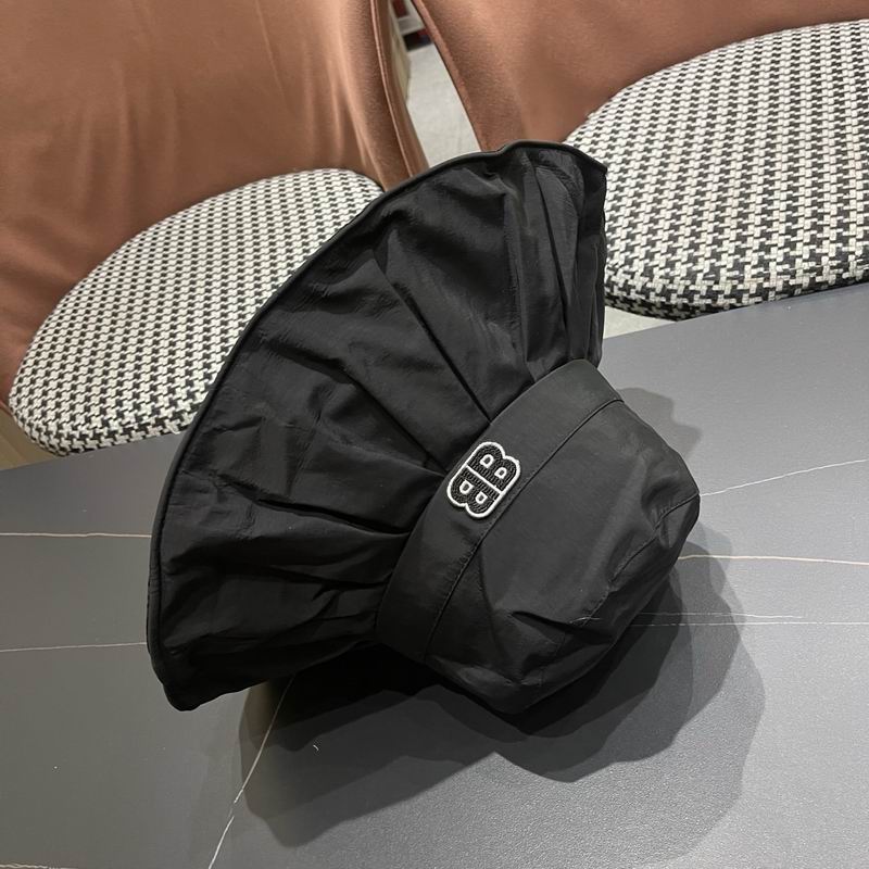 Balenciaga Hat (913)