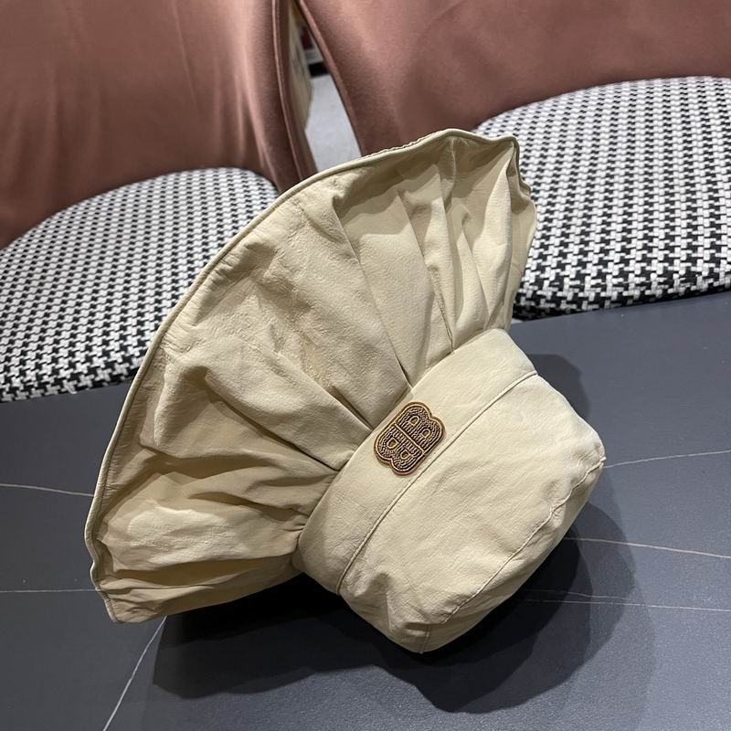 Balenciaga Hat (925)