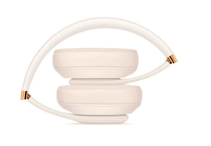 Beats Studio3 Wireless    (8)