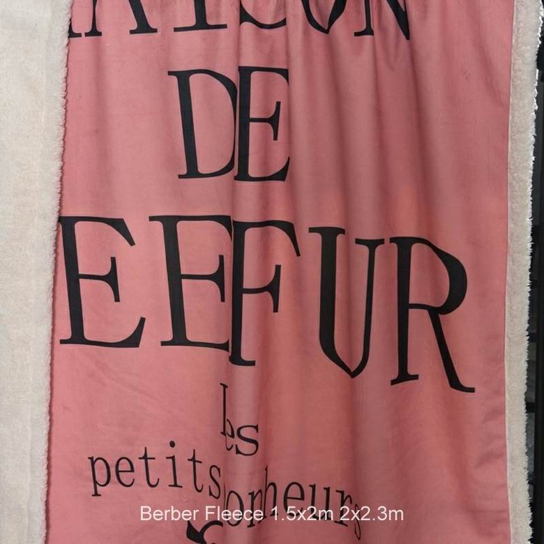 Berber Fleece 1.5x2m 2x2.3m n (2)