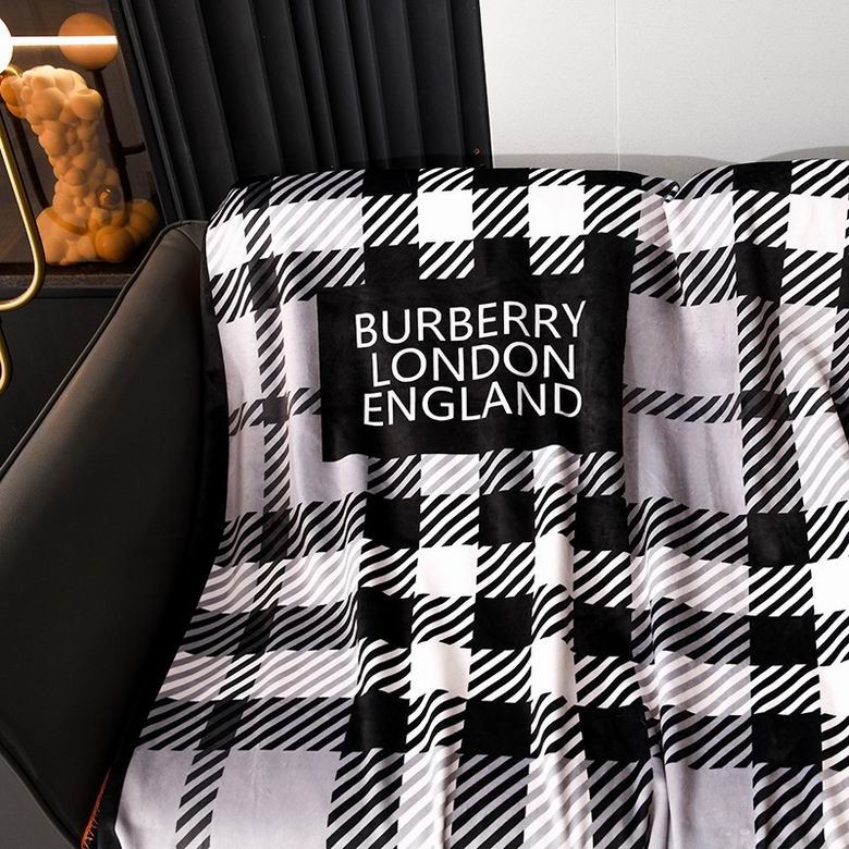 Burberry 1.5x1.5m 1.5x2.0m 2.0x2.3m   (6)