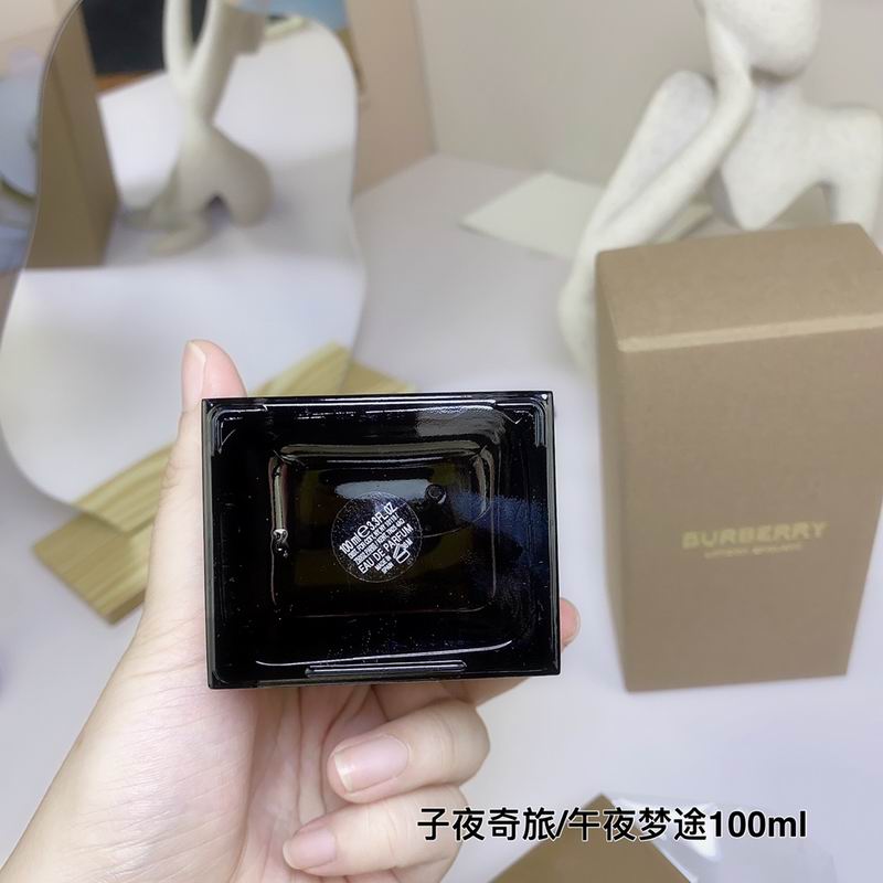 Burberry 100ml  (3)