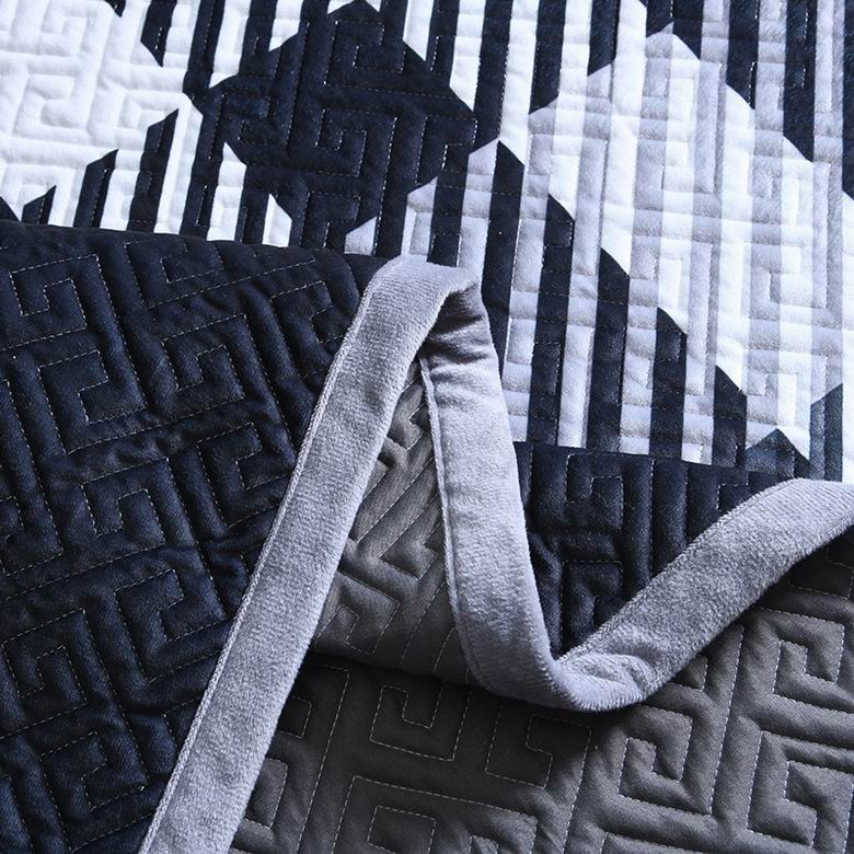 Burberry 2.0x2.2m 2.3x2.5m   (5)