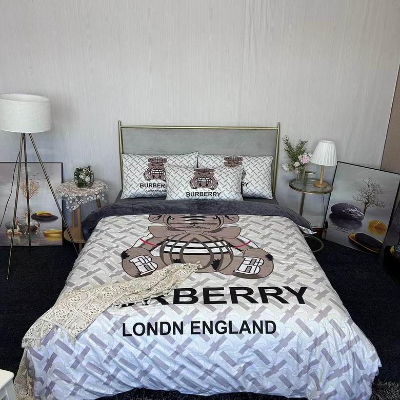 Burberry 2.0x2.3m    (4)