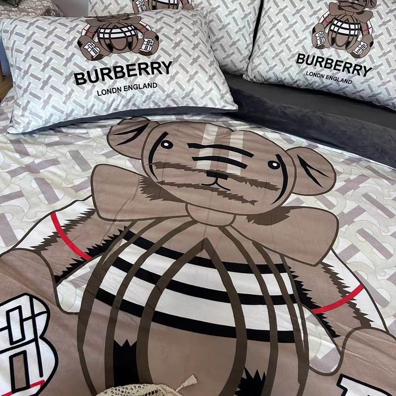 Burberry 2.0x2.3m    (6)