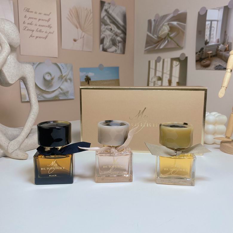 Burberry 3x30ml   (3)