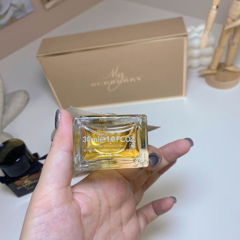 Burberry 3x30ml   (6)