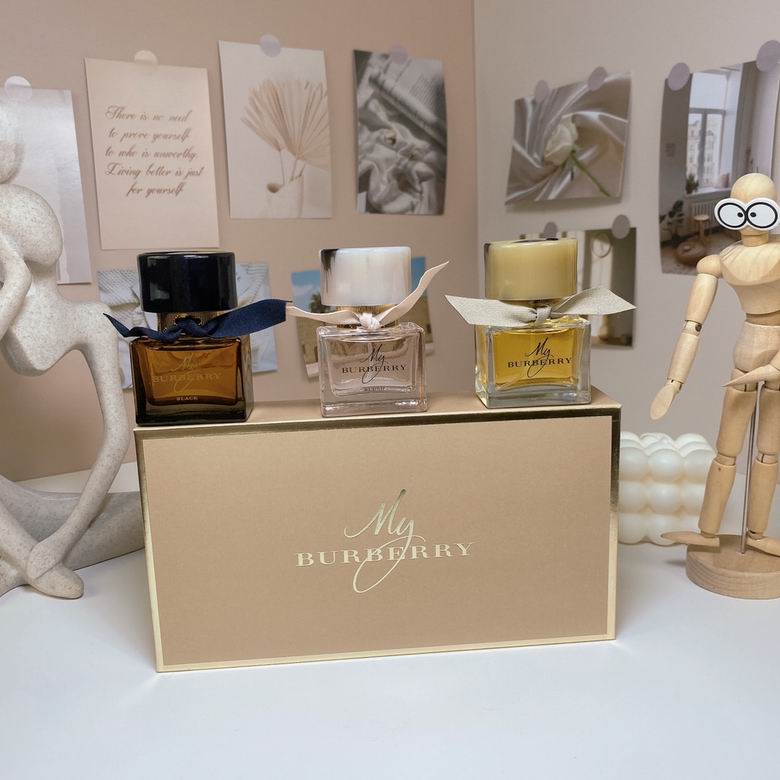 Burberry 3x30ml   (9)