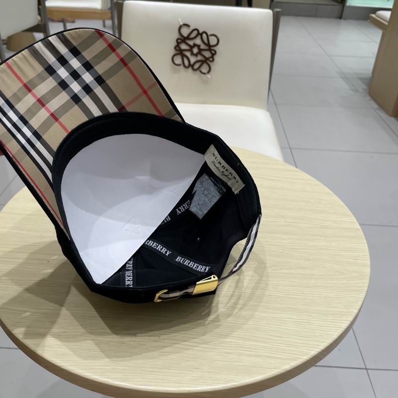 Burberry Cap (1437)