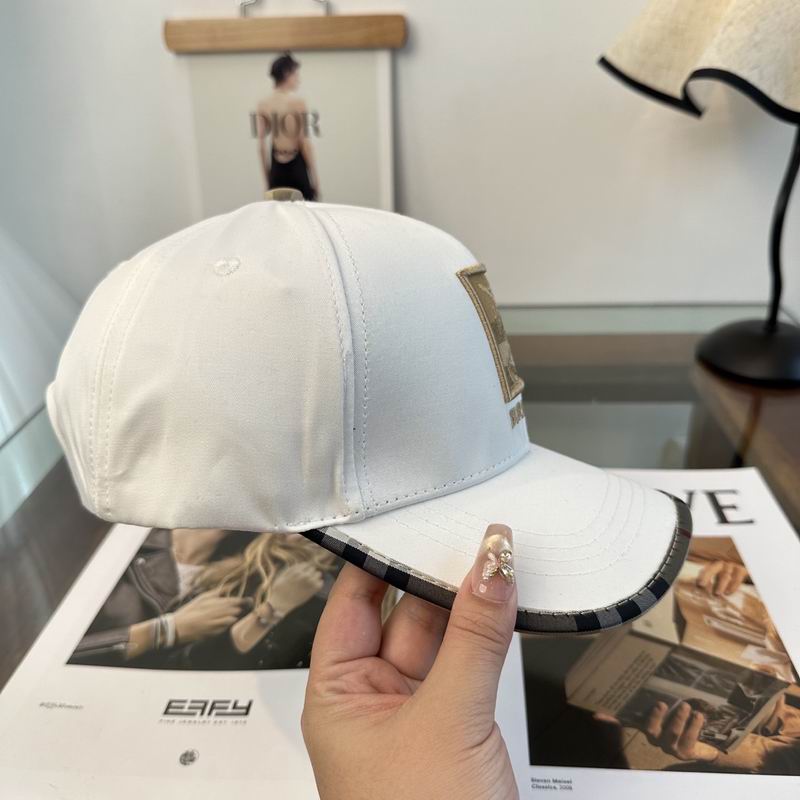 Burberry Cap dx (1989)