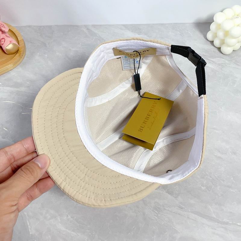 Burberry cap dx (4655)