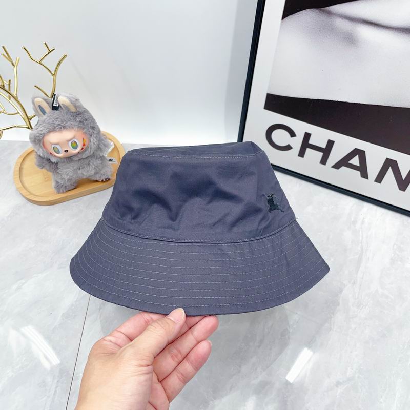 Burberry hat dx (267)