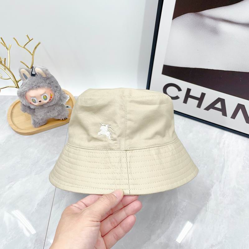 Burberry hat dx (275)