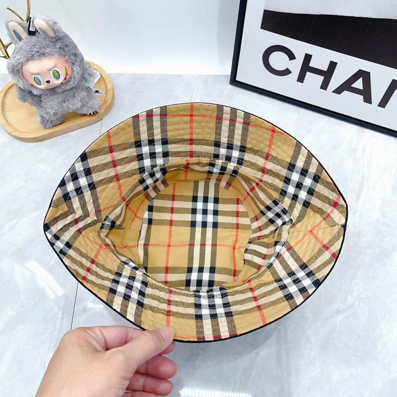 Burberry hat dx (283)