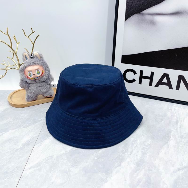 Burberry hat dx (293)