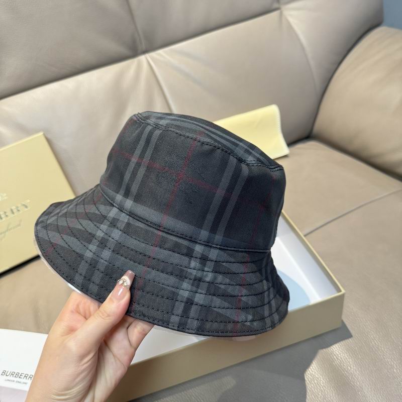 Burberry hat dx (316)