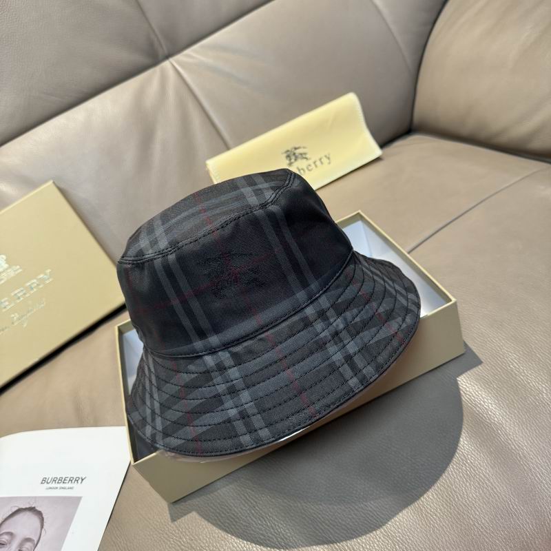 Burberry hat dx (317)