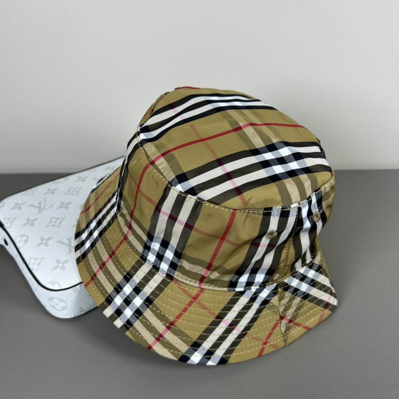 Burberry hat dx (765)