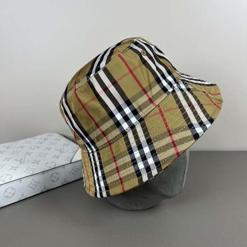 Burberry hat dx (766)