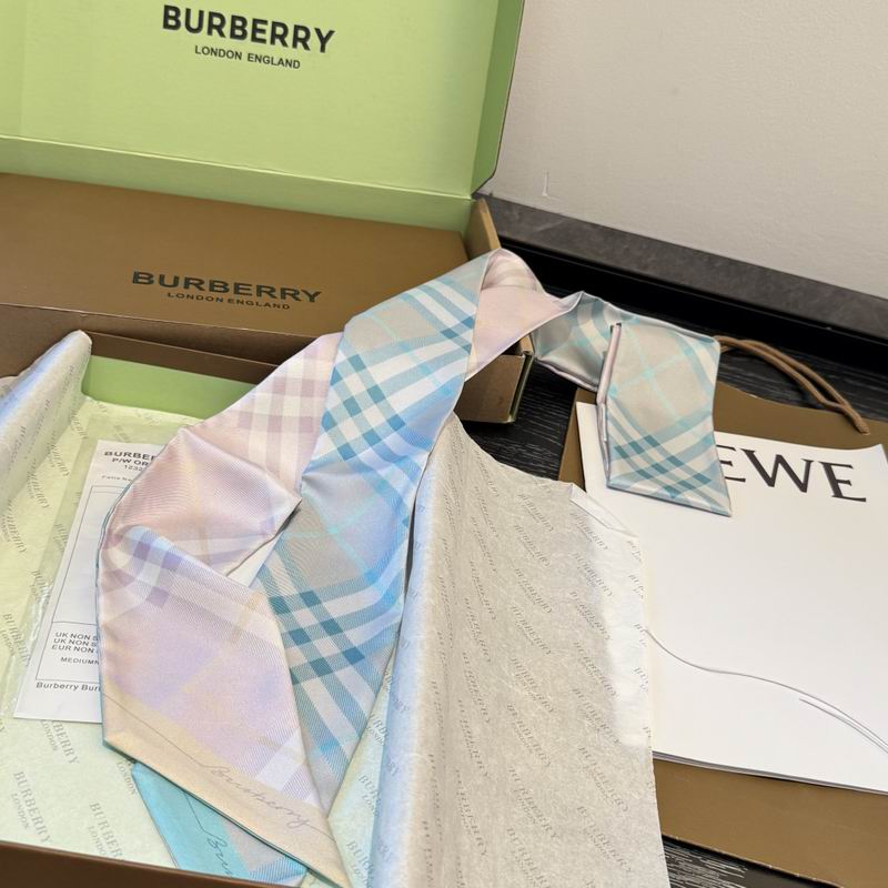 Burberry silk ribbon 180X8cm E11 (1)