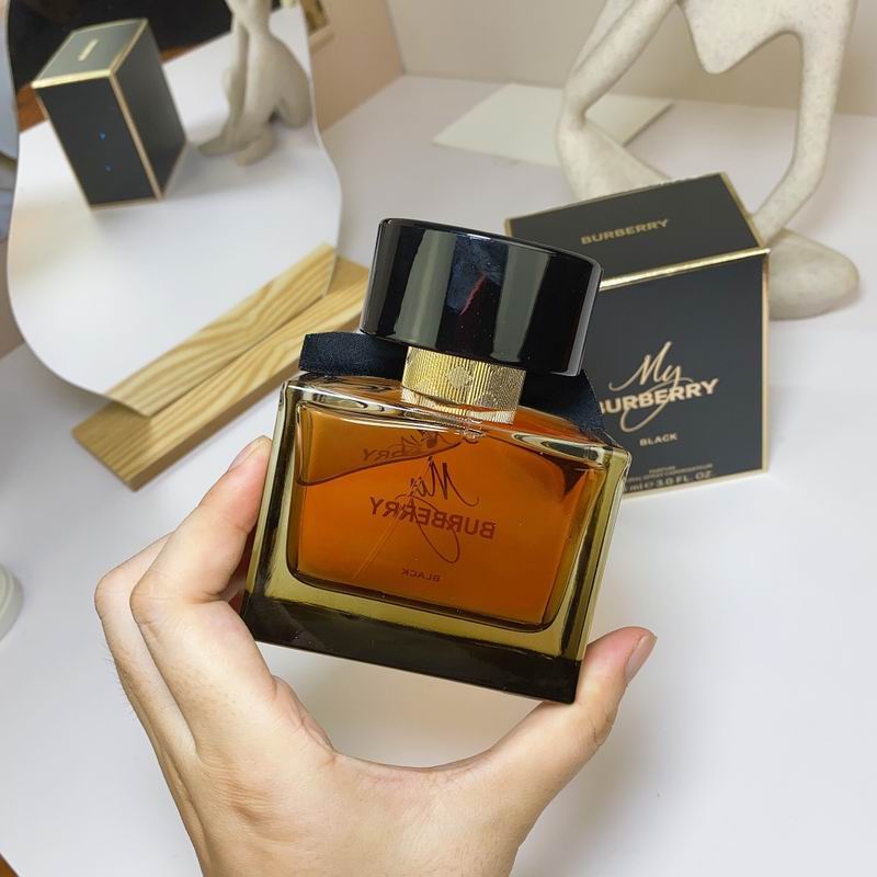 Burberry woman 90ml  (4)