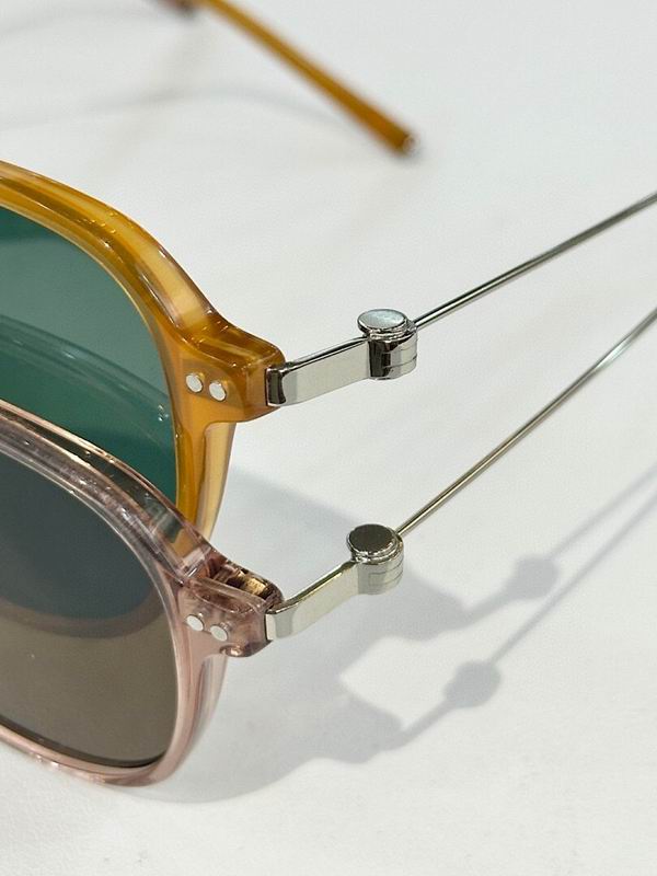 Carin Glasses sms (29)