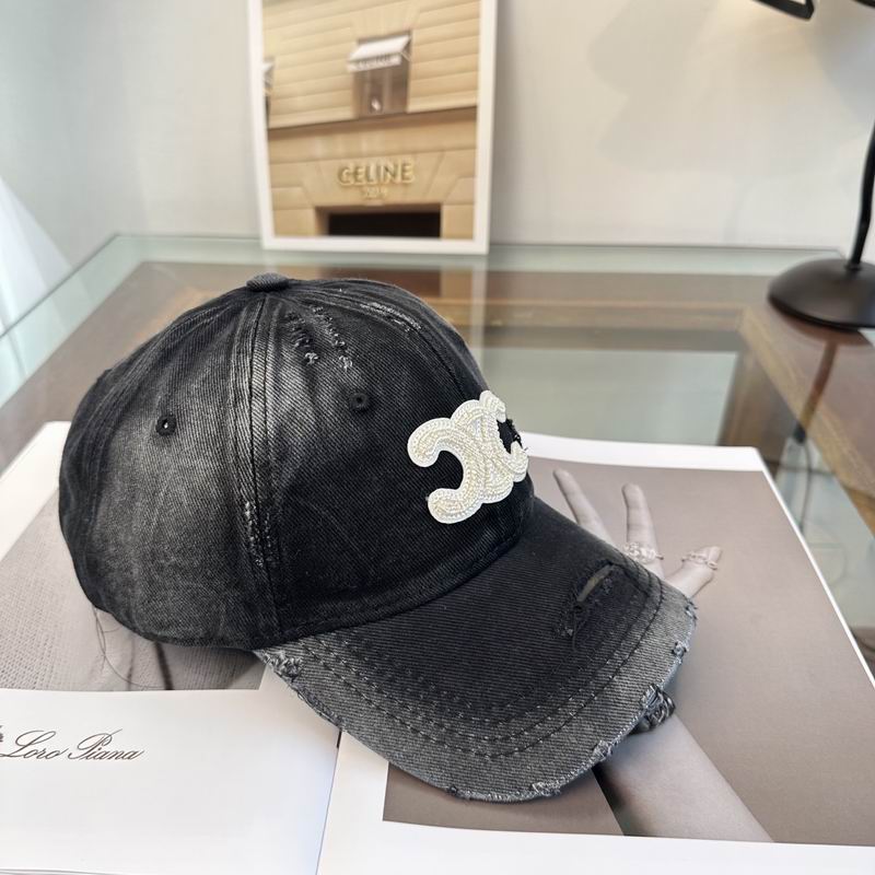 Celine Cap dx (360)