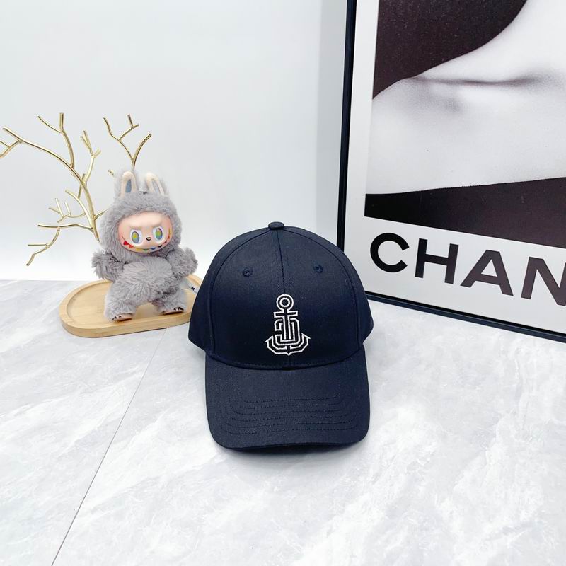 Celine cap dx (135)