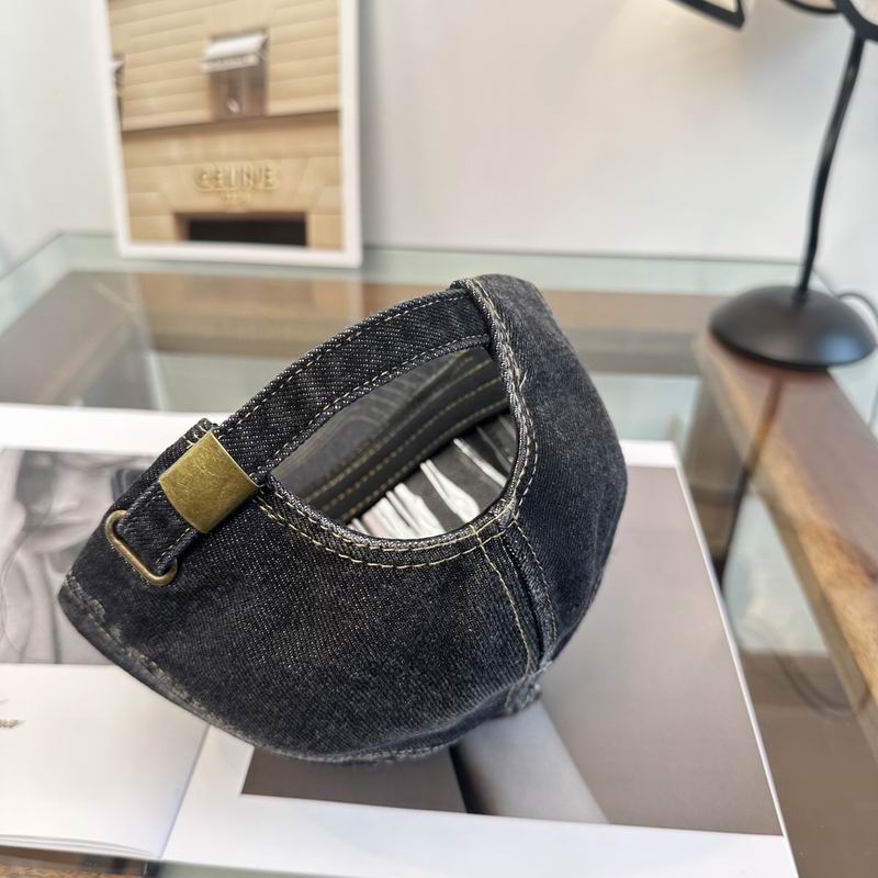 Celine cap dx (760)