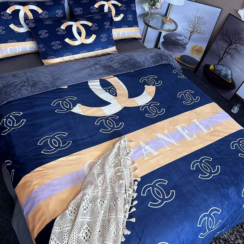 Chanel  2.0x2.3m   (3)