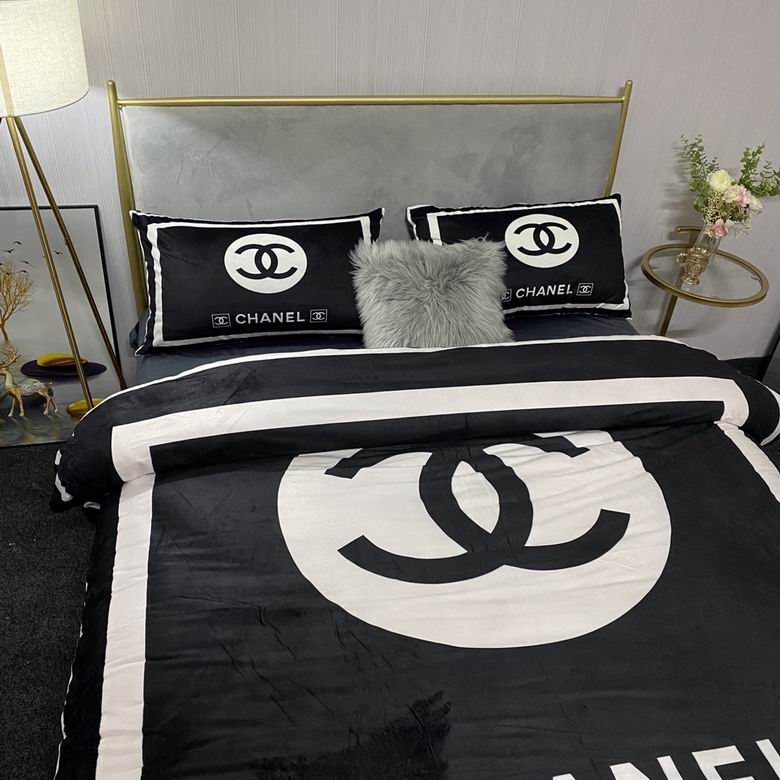 Chanel  2.0x2.3m   (5)