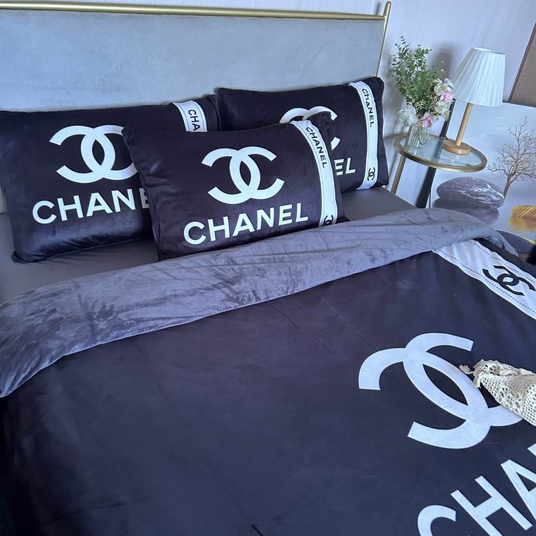 Chanel  2.0x2.3m   (7)