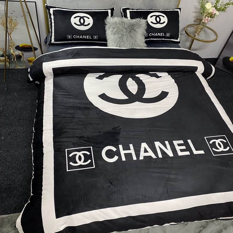 Chanel  2.0x2.3m   (8)