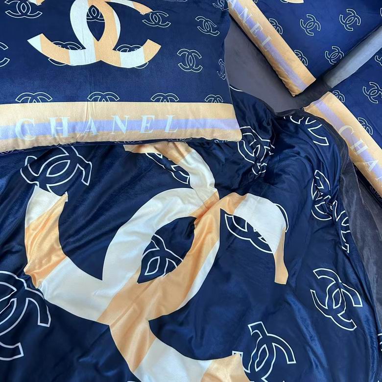 Chanel  2.0x2.3m   (8)