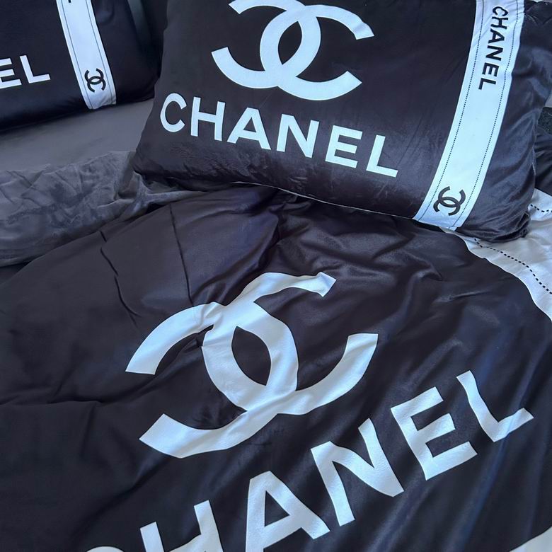 Chanel  2.0x2.3m   (9)