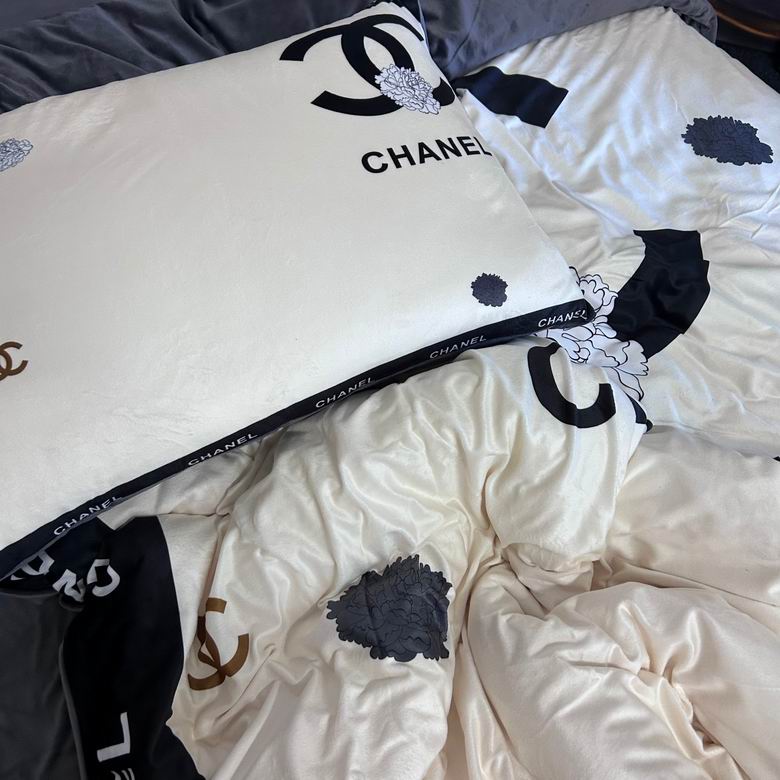 Chanel  2.0x2.3m    (6)