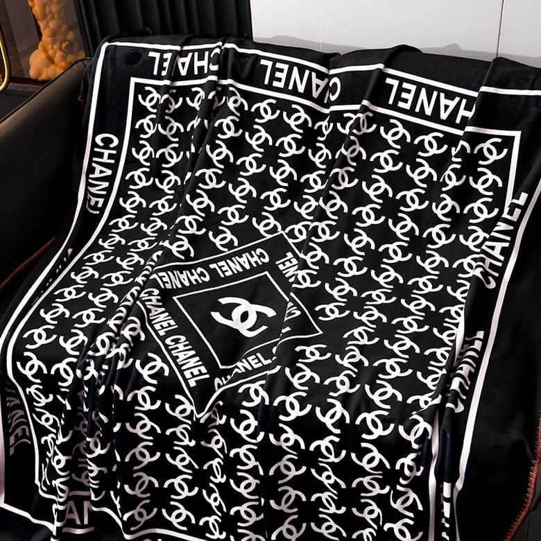 Chanel 1.5x1.5m 1.5x2.0m 2.0x2.3m   (8)