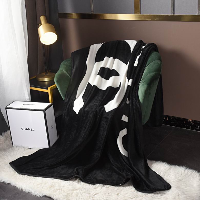 Chanel 1.5x2.0m   (2)