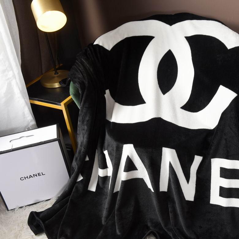 Chanel 1.5x2.0m   (4)