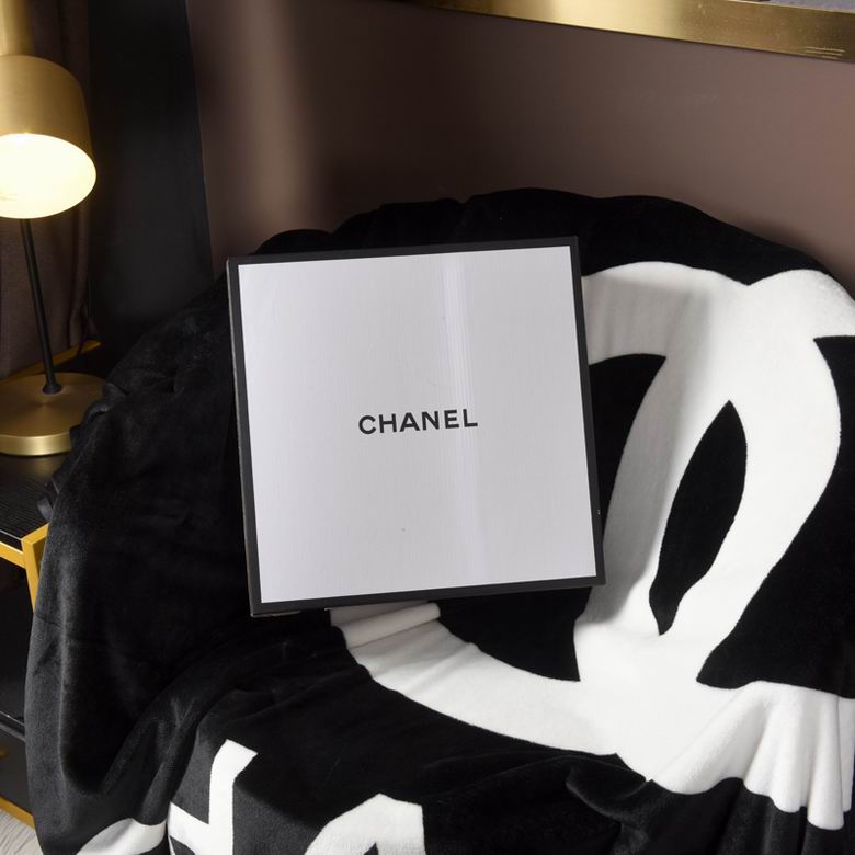 Chanel 1.5x2.0m   (7)