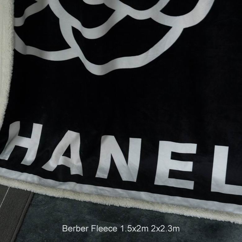 Chanel 1.5x2m 2x2.3m n (3)