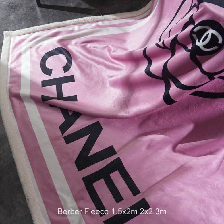 Chanel 1.5x2m 2x2.3m n (4)