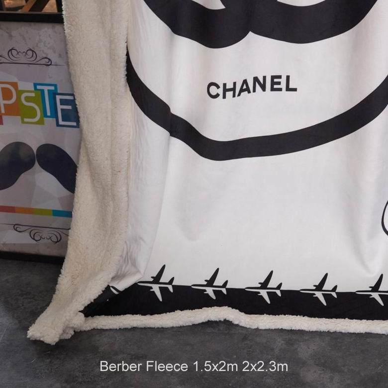 Chanel 1.5x2m 2x2.3m n (5)