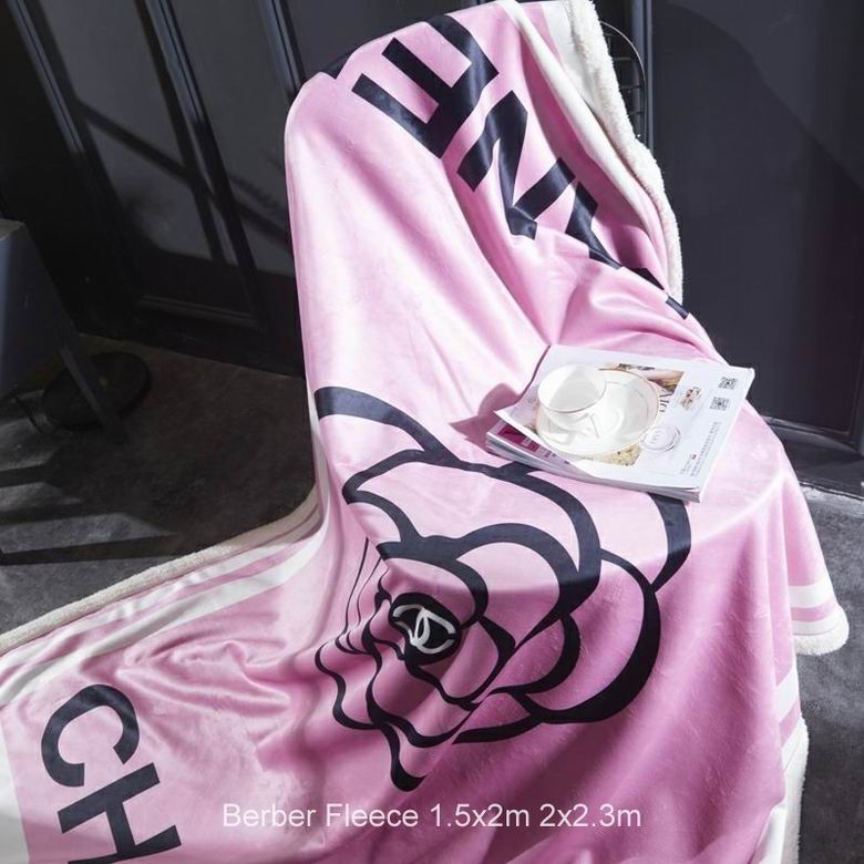 Chanel 1.5x2m 2x2.3m n (5)