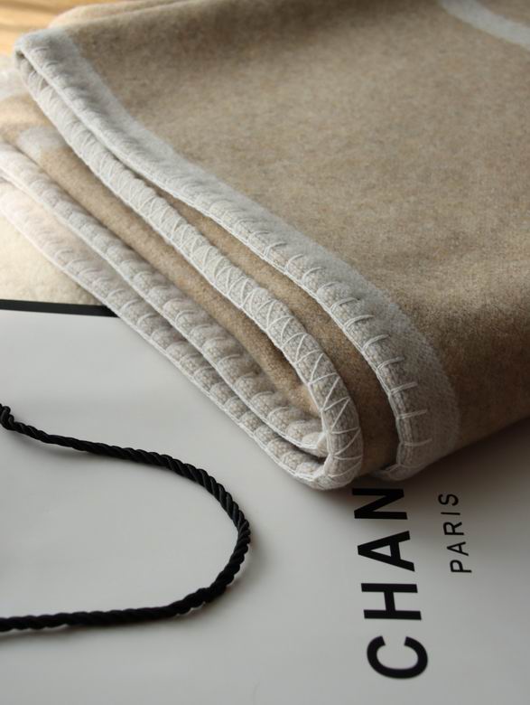 Chanel 135x170cm   (13)